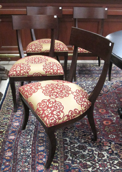 Appraisal: A SET OF FOUR 'KLISMOS' DINING CHAIRS Ethan Allen Furniture