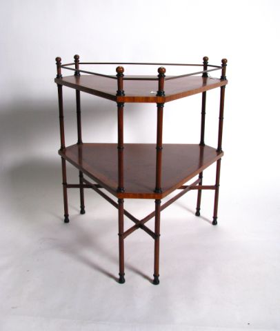 Appraisal: Tomlinson Furniture three-corner decorator table with bamboo style legs and