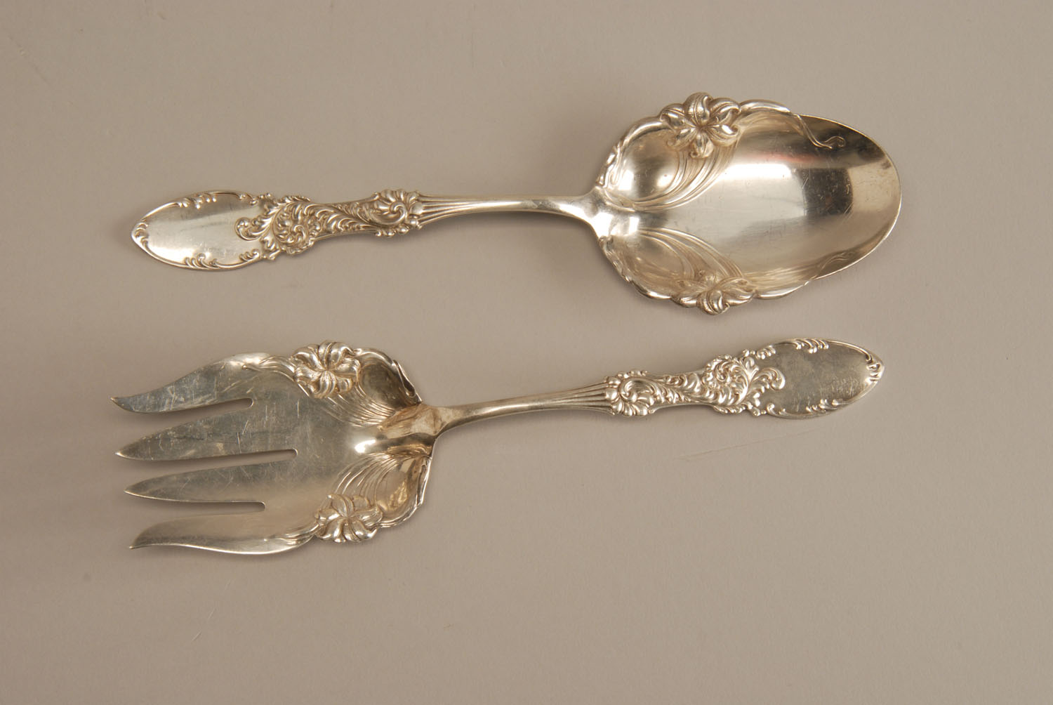 Appraisal: STERLING SILVER TWO-PIECE SALAD SET BY AMSTON SILVER CO in