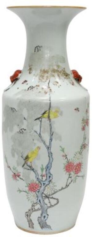 Appraisal: Large Chinese porcelain vase having flared rim over tapered body