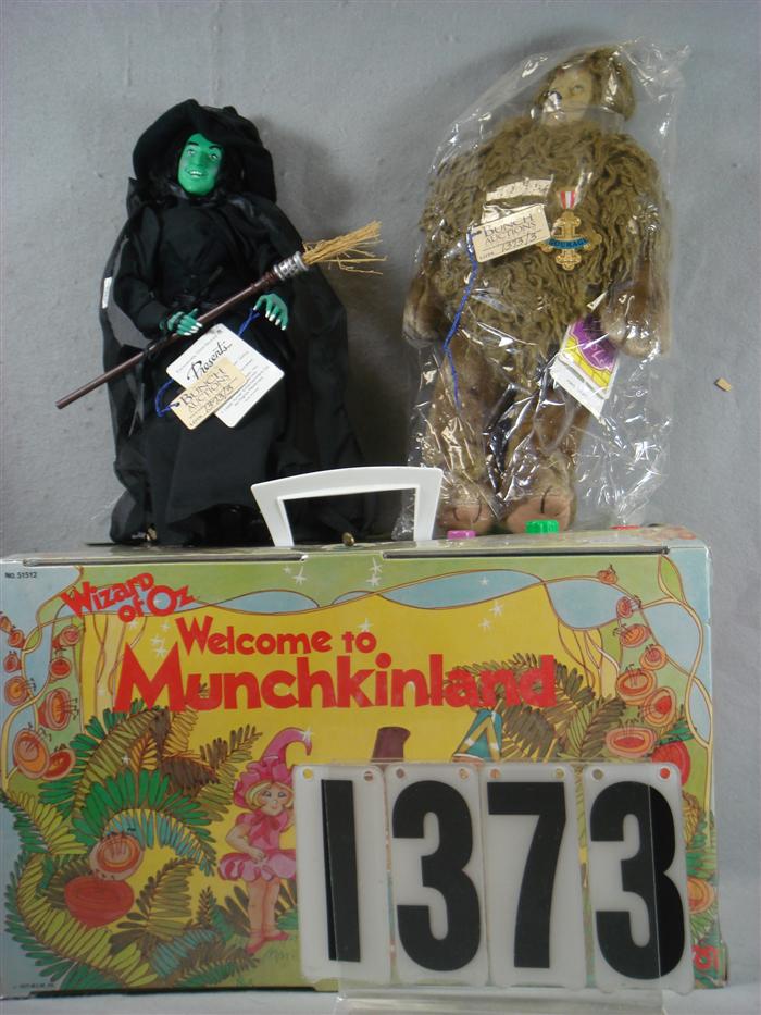 Appraisal: Lot of Wizard of Oz related items to include Munchkinland