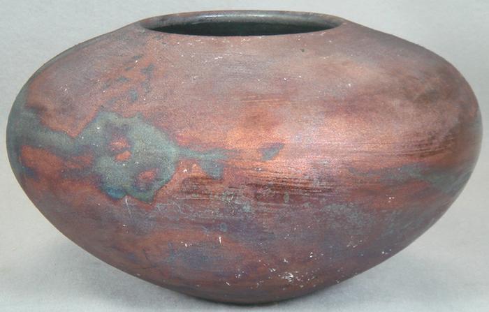 Appraisal: Contemporary pottery bowl with iridescent glaze d h Estimate -