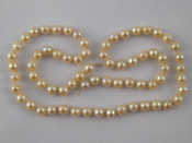 Appraisal: A cultured pearl necklace lacking clasp approx cm long pearls