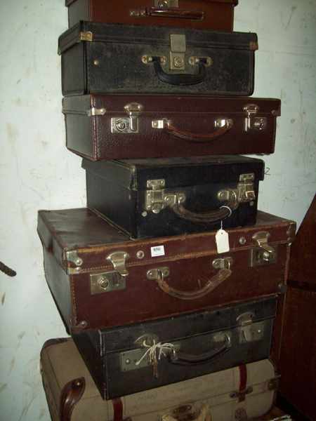 Appraisal: A COLLECTION OF SEVEN SMALL LEATHER TRAVELLING CASES