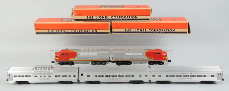 Appraisal: Lionel Santa Fe With No boxes for the locomotives Lot