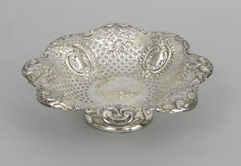 Appraisal: A British Pierced Sterling Silver BonBon Dish A pierced sterling