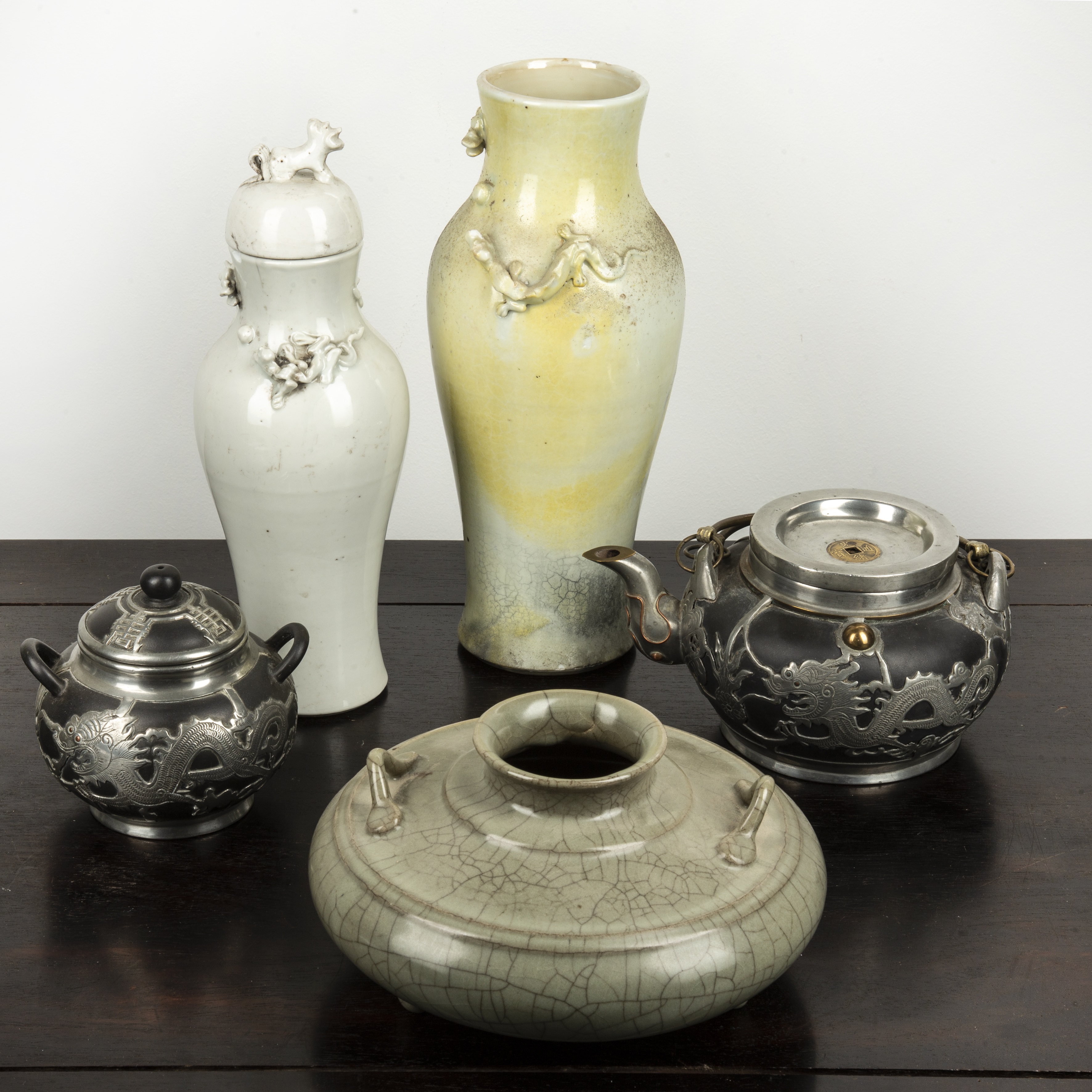 Appraisal: Group of porcelain Chinese comprising of an th Century squat