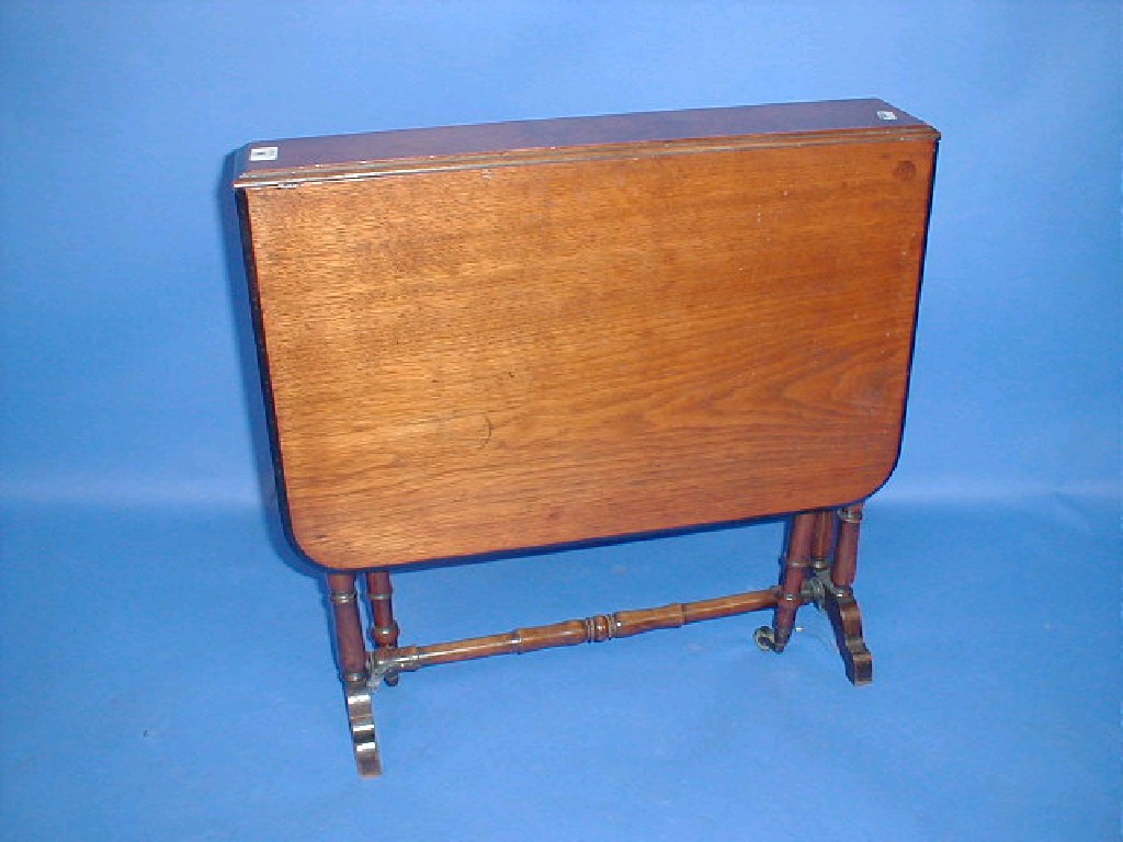 Appraisal: A late Victorian mahogany Sutherland table with ebonised moulding