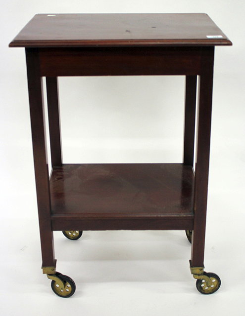 Appraisal: A SMALL RECTANGULAR TOPPED MAHOGANY OCCASIONAL TABLE the square legs