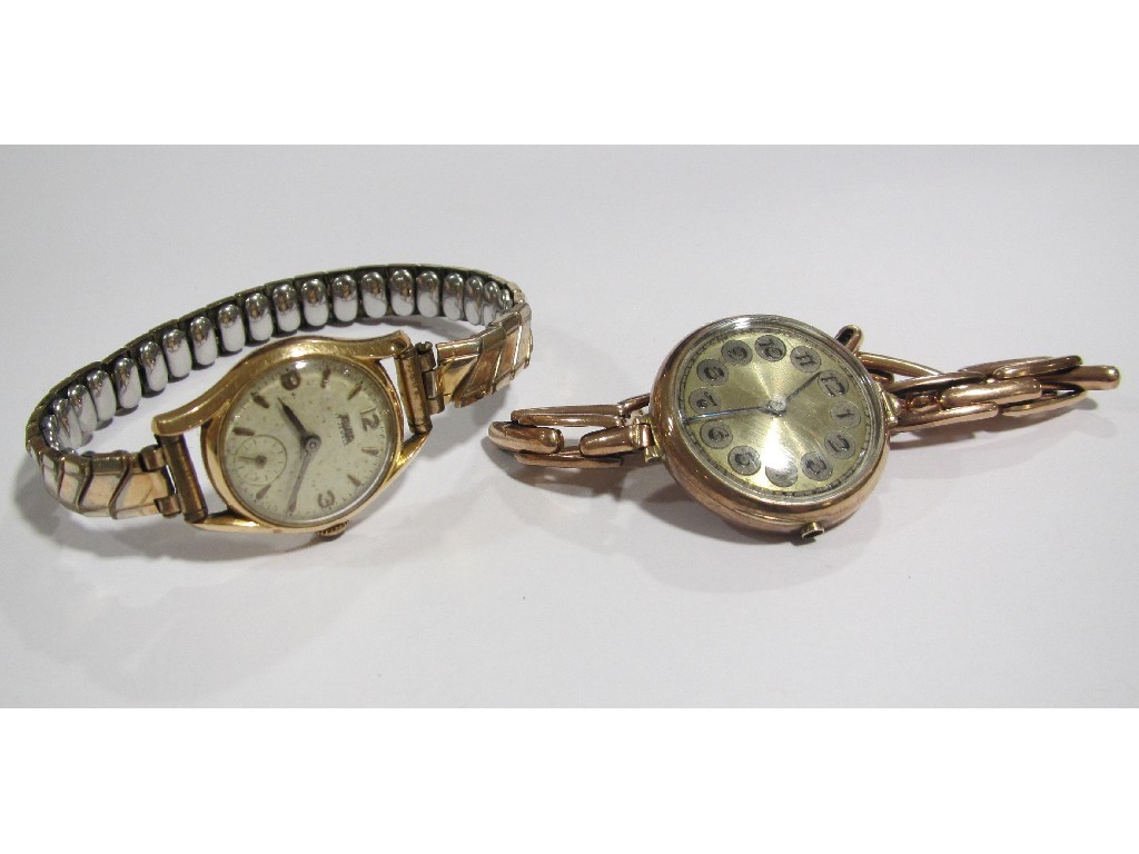 Appraisal: Lot comprising a ladies early ct gold cased wrist watch