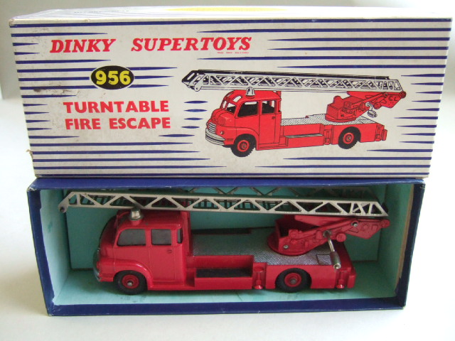 Appraisal: A Dinky Turntable fire escape boxed