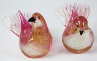 Appraisal: pair of gold fleck raspberry Murano mid-century art glass bird