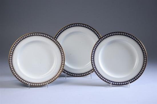 Appraisal: TWELVE WEDGWOOD PORCELAIN DINNER PLATES th century Cobalt blue borders