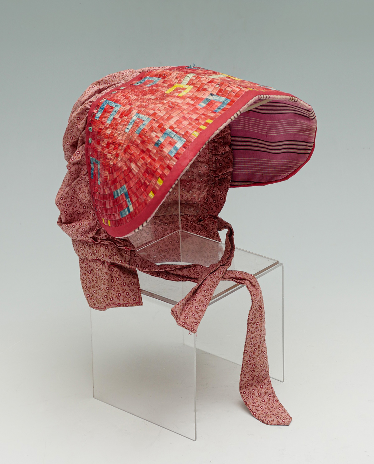 Appraisal: RARE SIOUX QUILLED BONNET Visor has predominately red quill work