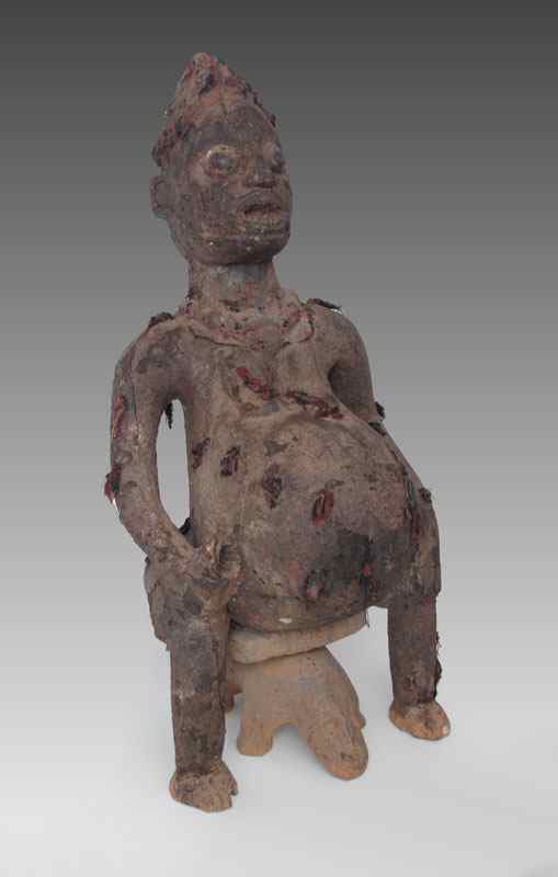 Appraisal: AFRICAN GUINEA MALINKE MATERNITY FIGURE '' x '' x ''CONDITION