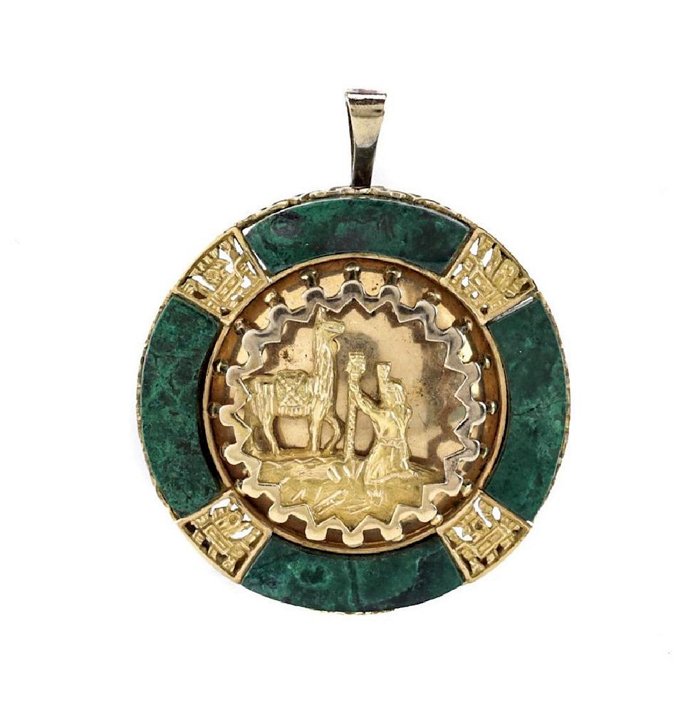 Appraisal: k and Malachite Pendant A heavy yellow gold and malachite