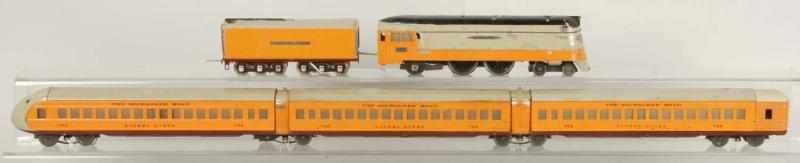 Appraisal: Lionel O-Gauge Streamline Hiawatha Passenger Set Description American Pre-war This