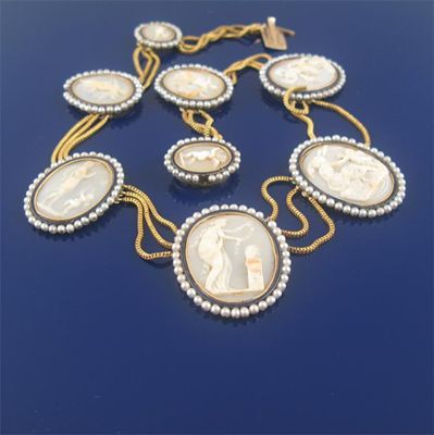 Appraisal: A th century cameo necklace formed with eight graduated carved