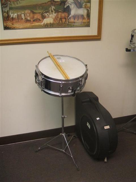 Appraisal: SNARE DRUM KIT with case