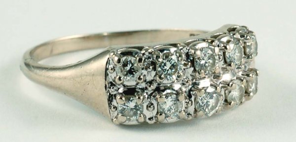 Appraisal: Ladies diamond fashion ring Ten approx carat round brilliant cut