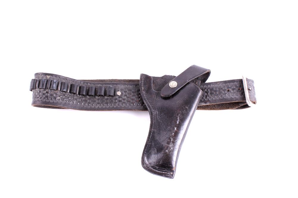 Appraisal: Bucheimer Holster Idaho Leather Ammo Gun Belt In this lot