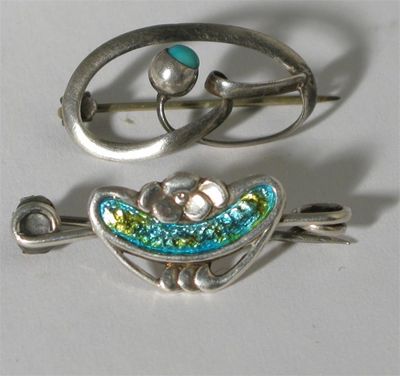 Appraisal: A Charles Horner Art Nouveau silver and enamel brooch and