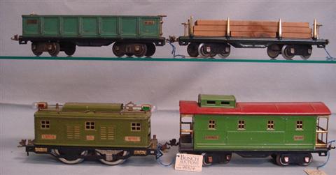 Appraisal: Lionel standard gauge train set E green locomotive E cars