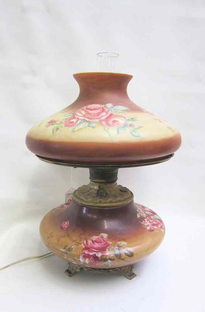 Appraisal: VICTORIAN TABLE TOP OIL LAMP converted to electric with lift