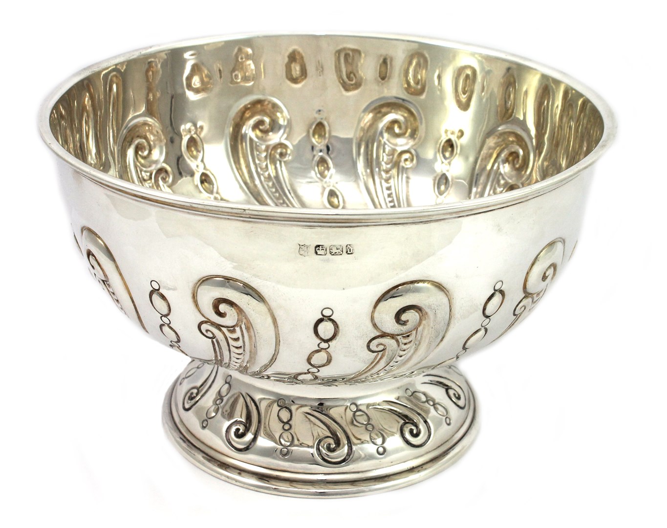 Appraisal: A late Victorian silver rose bowl of circular form with