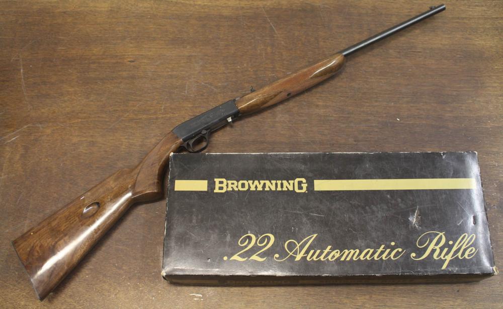 Appraisal: BROWNING AUTOMATIC RIFLE SEMI-AUTO lr caliber barrel blued finish checkered