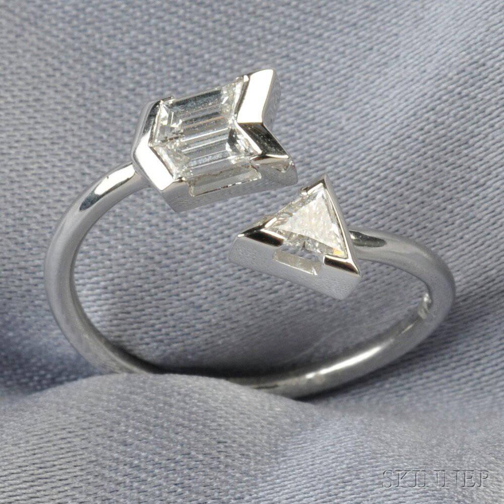 Appraisal: Platinum and Diamond Arrow Ring Gucci set with triangular- and