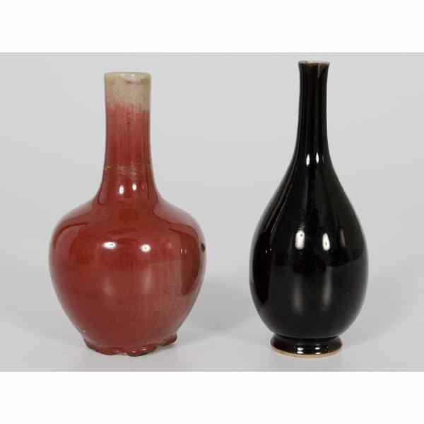 Appraisal: Chinese Cabinet Vases Chinese Two porcelain bottleneck cabinet vases one