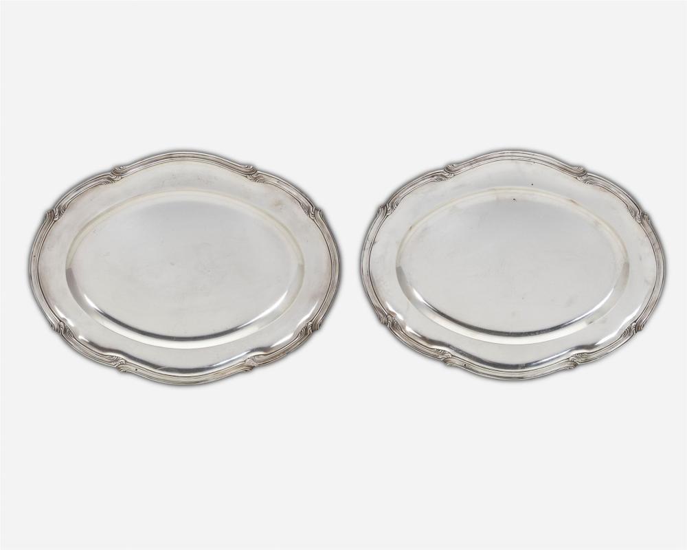 Appraisal: A pair of Maison Cardeilhac French sterling silver platters First-quarter