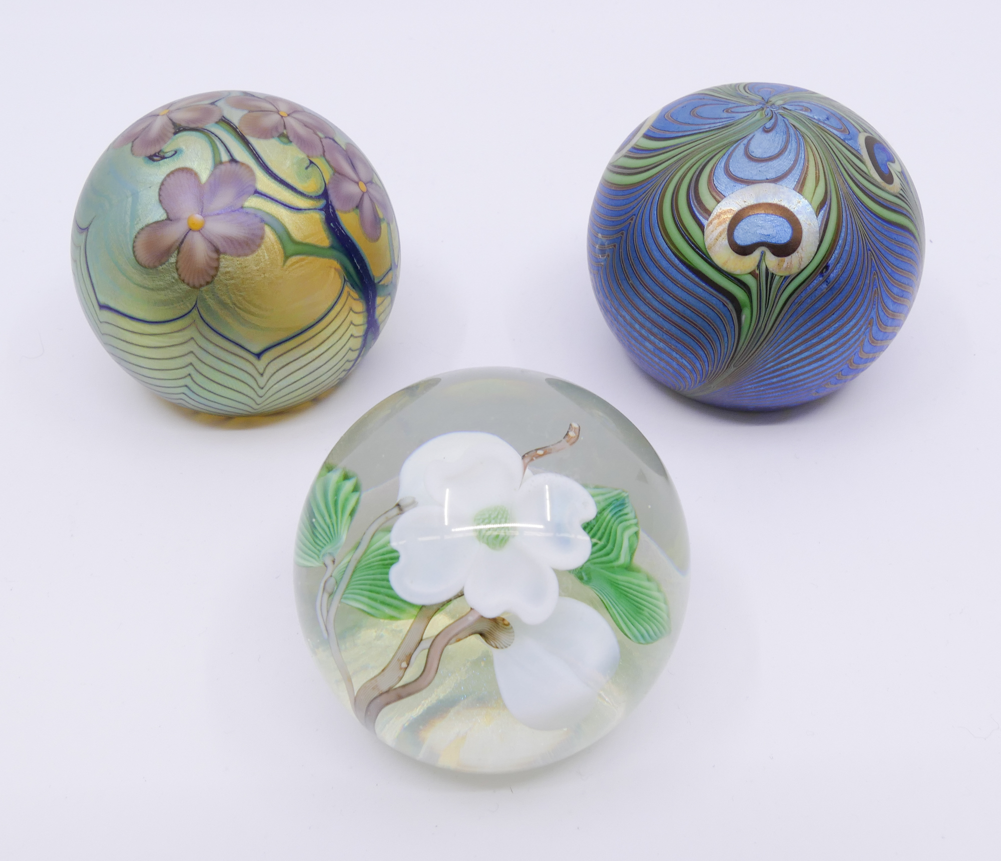 Appraisal: pc Orient Flume Art Glass Small Paperweights- largest ''