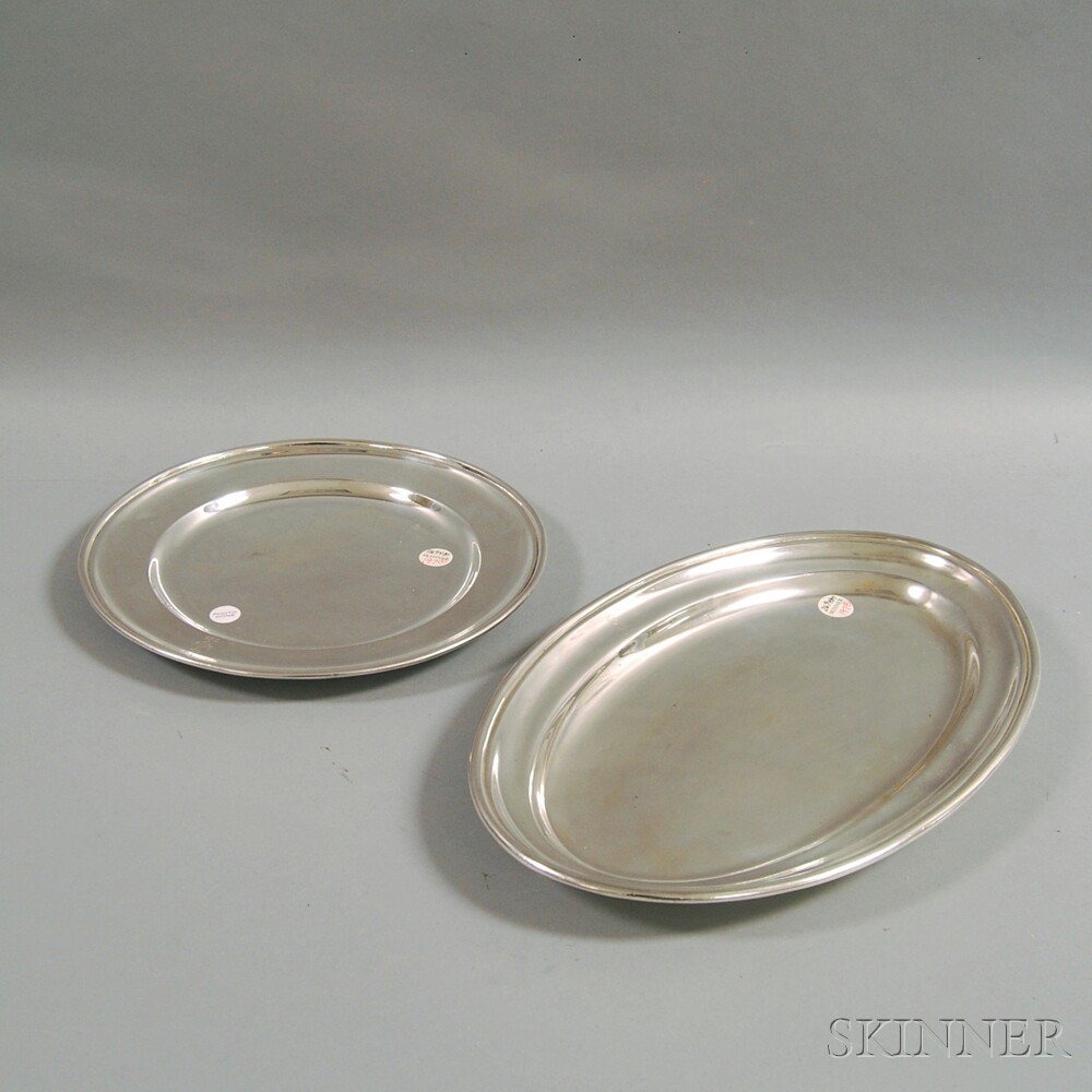 Appraisal: Two Spanish Silver-plated Platters both marked L'Anduiza Bilboa a round