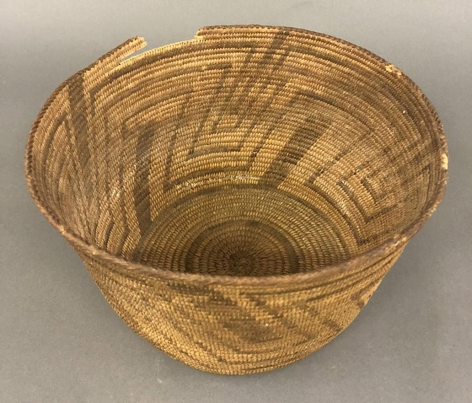 Appraisal: Southwest Indigenous American Woven Basket Southwest Indigenous American woven basket