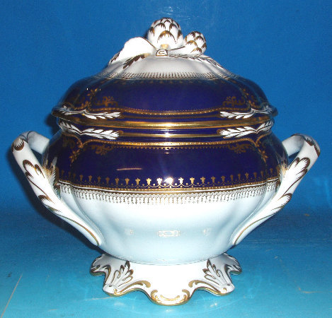 Appraisal: Spode Soup Tureen Decorated in The Lancaster Cobalt Pattern