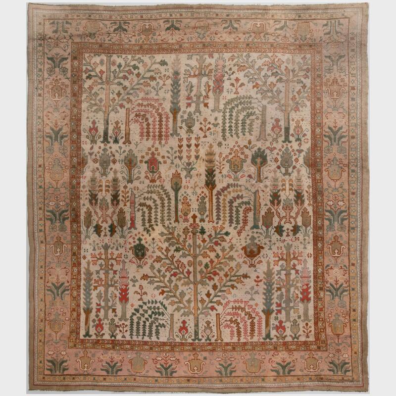 Appraisal: Turkish Oushak Carpet With a 'Nazmiyal Collection' label Approximately ft