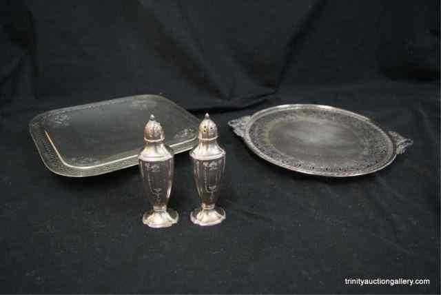 Appraisal: Trio of Silverplate Serving Pieces Circa salt and pepper sit