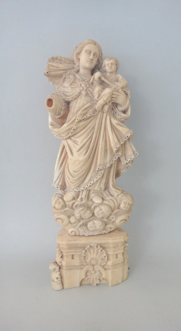 Appraisal: A Goan ivory group of the Virgin and Child th