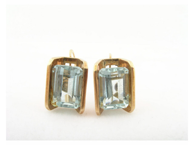 Appraisal: Pair of aquamarine earrings with x mm emerald cut aquamarines