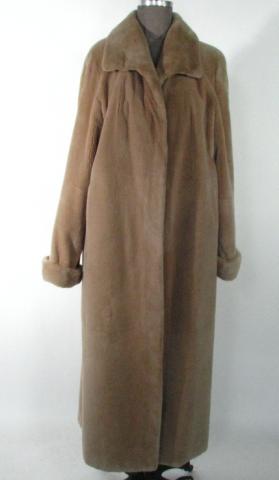 Appraisal: Cashmere Sheared Beaver Coat w Wing Collar Turn Back Cuffs