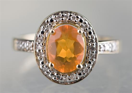 Appraisal: KT yellow gold lady's Mexican fire opal ring Ring has