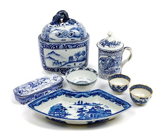 Appraisal: A Group of Chinese Export Porcelain Articles Height of first