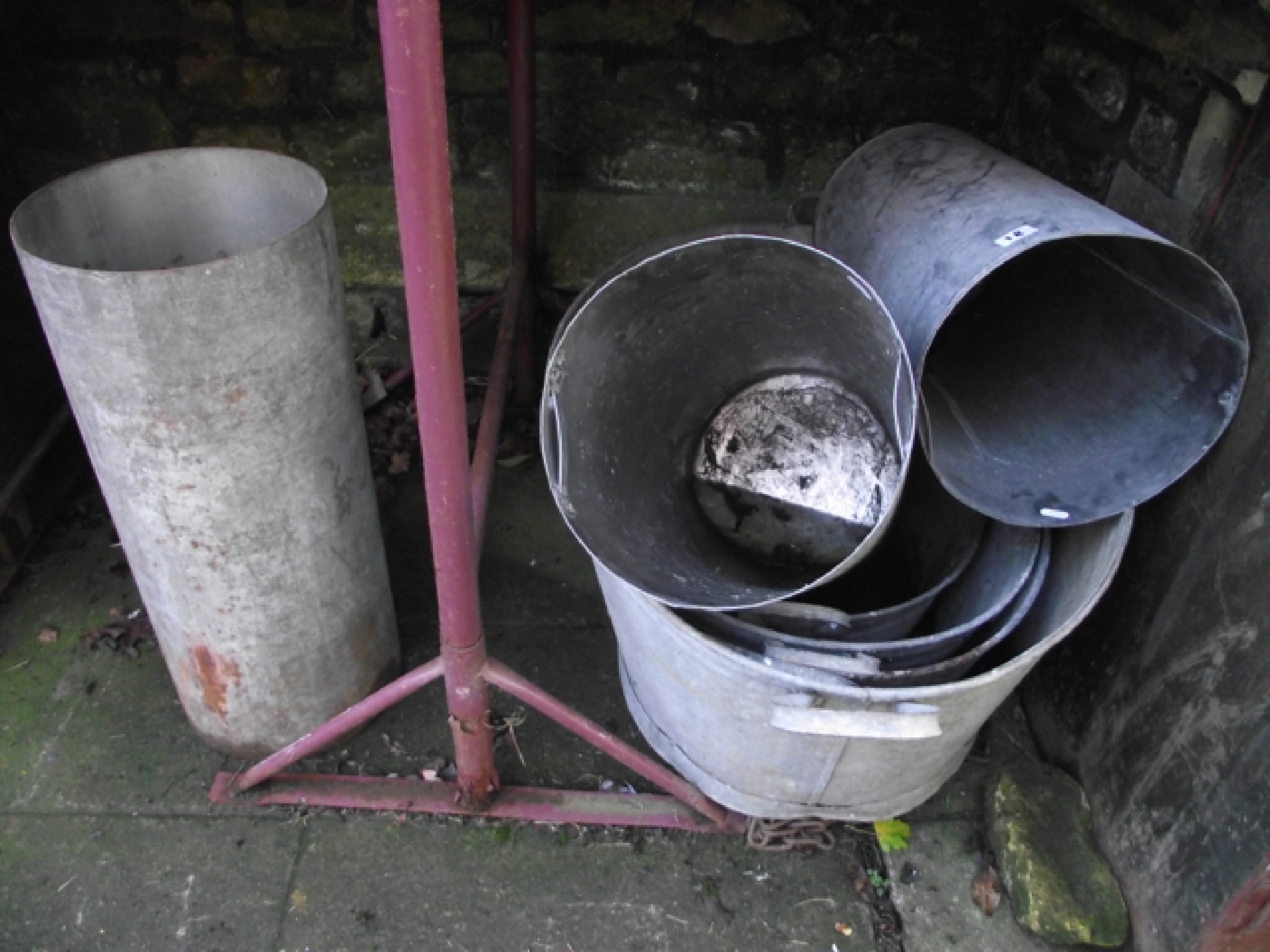 Appraisal: A graduated set of five vintage galvanised two handled bath