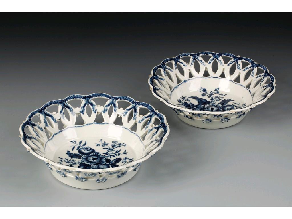 Appraisal: A FIRST PERIOD WORCESTER BLUE AND WHITE BASKET DISH circa