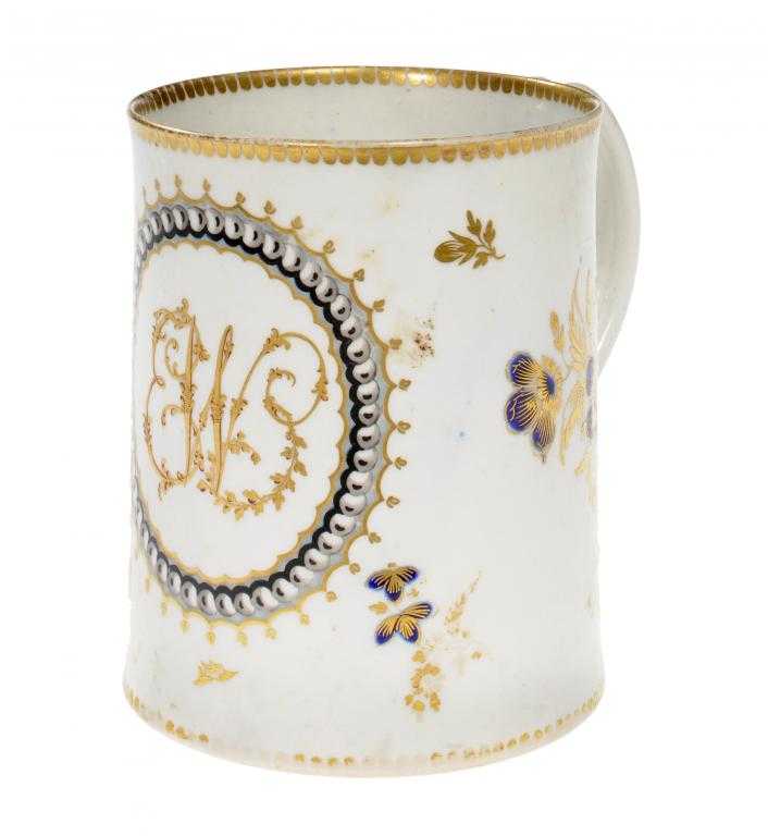 Appraisal: A WORCESTER MUG decorated under the direction of Robert Chamberlain