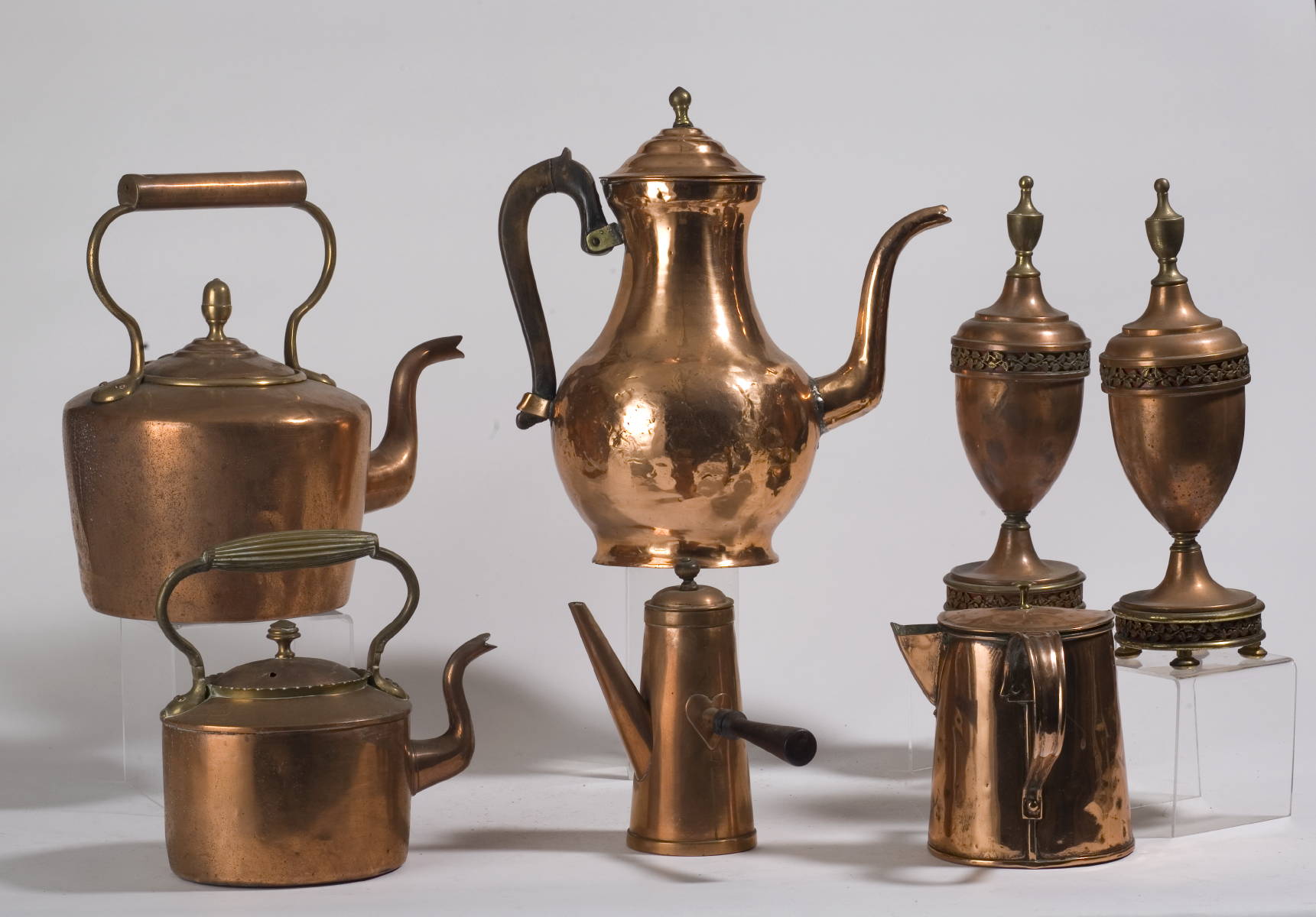 Appraisal: COLLECTION OF COPPER KITCHENWARES INCLUDING THREE KETTLES A SMALL CHOCOLATE