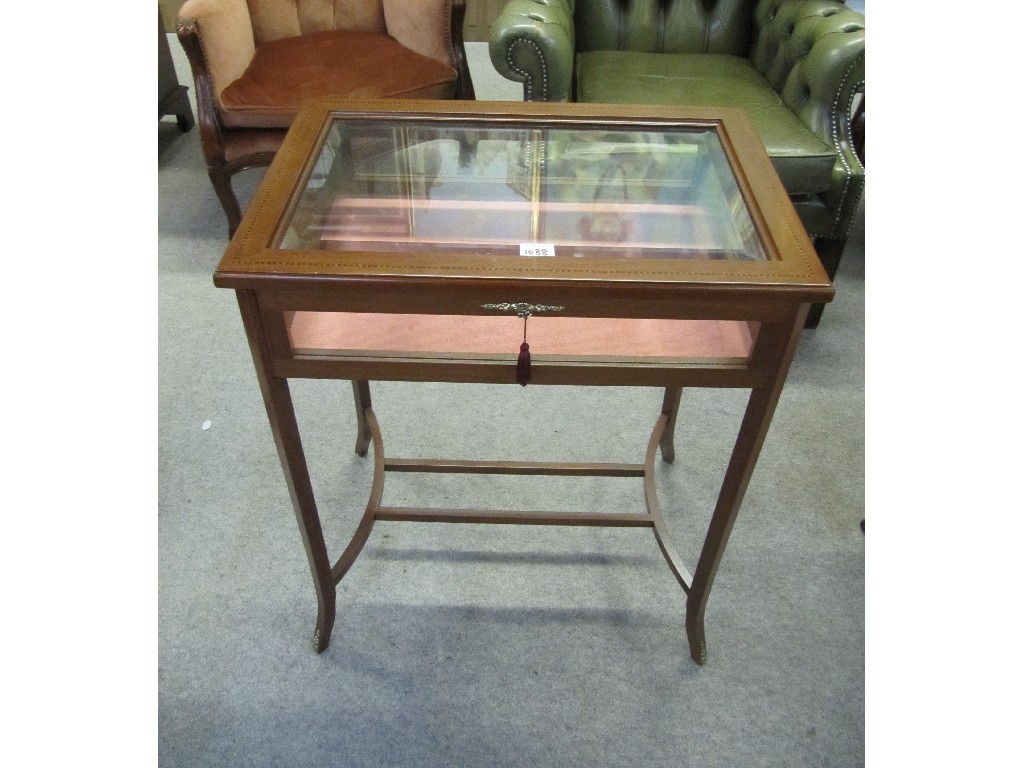 Appraisal: Mahogany inlaid bijouterie table