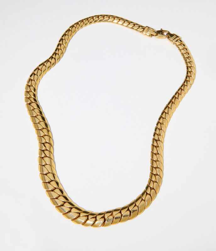 Appraisal: Stamped Italy K yellow gold curb link neck chain rounded